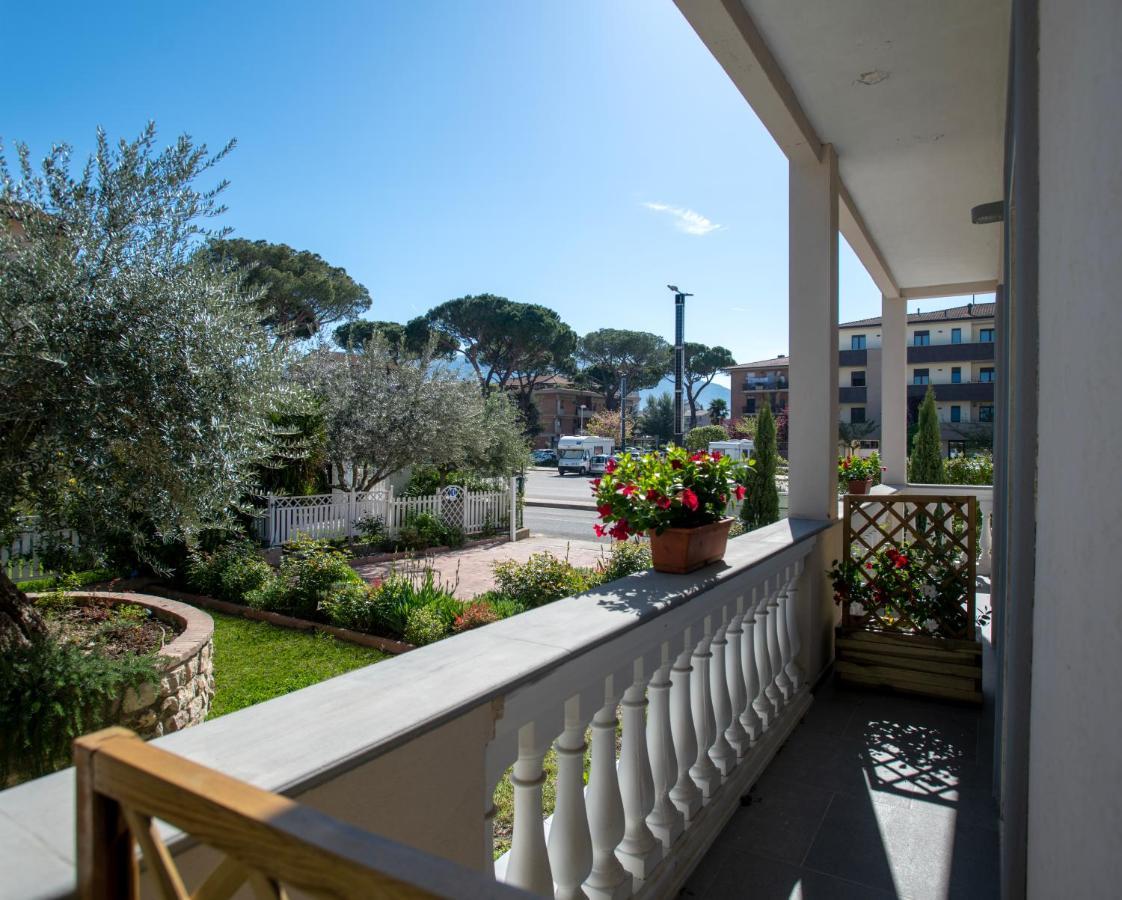 Villa Luce Assisi Rooms & Suites エクステリア 写真