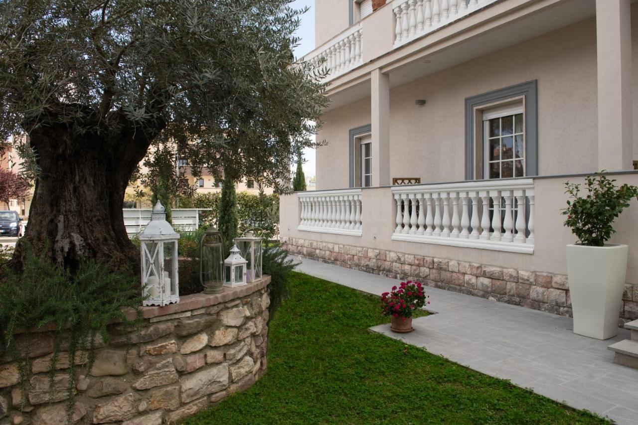 Villa Luce Assisi Rooms & Suites エクステリア 写真